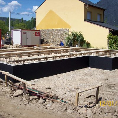 MURO DE HORMIGON IMPERMEABILIZADO