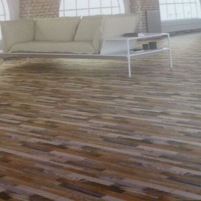 Suelo colocado en Salon.