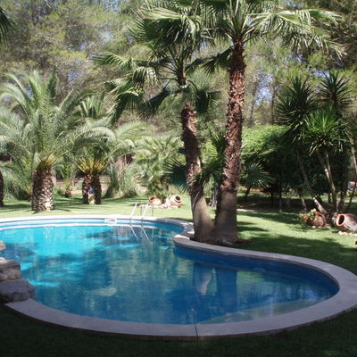 CONSTRUCCION PISCINA Y JARDIN