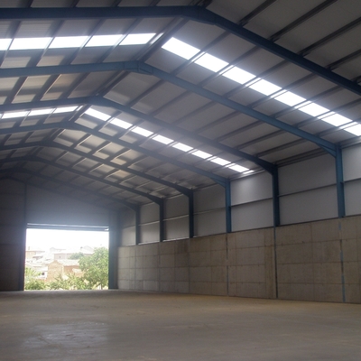 Nave agrícola en Aguilar de Campos