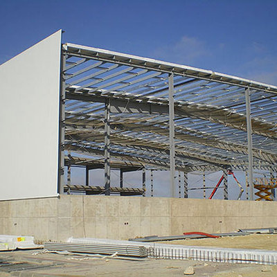 Nave industrial de estructura prefabricada de hormigón armado