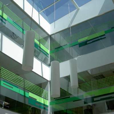 Nave industrial y de oficinas