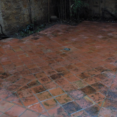 Limpieza de patio de luces (después)