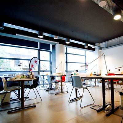 Oficinas Creative Beauty en Barcelona y Madrid