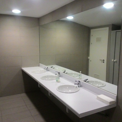 Alicatado, fontanería, yeso, instalación electrica.