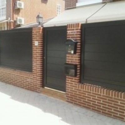 Puertas automaticas acceso Jardin