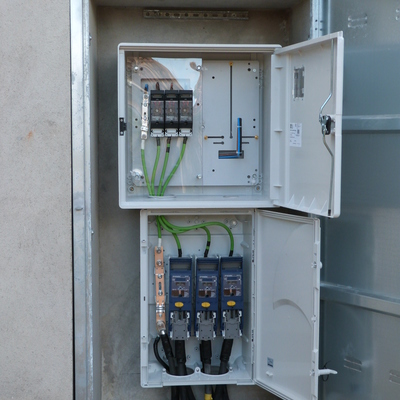 Instalación de acometida trifasica