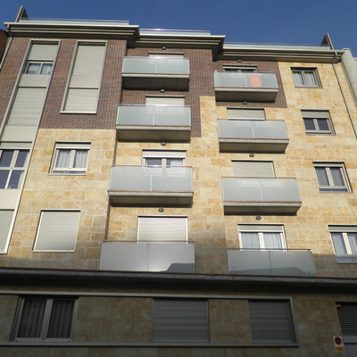 15 viviendas garajes y trasteros en Zamora