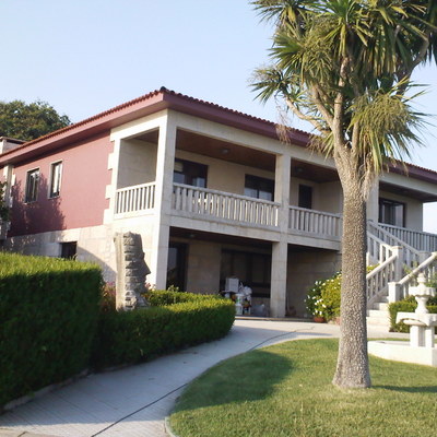 Pintura acrílica exterior.