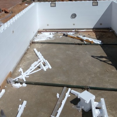 proceso de construcción de piscina