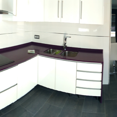 cocina silestone morado