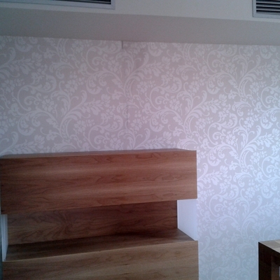 papel pintado midnight en comedor