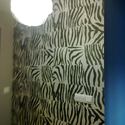 papel potro en entrada