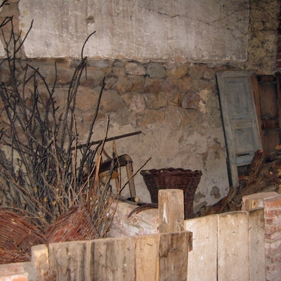 PARED DE PIEDRA A RECUPERAR EN INTERIOR