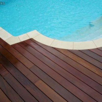 PARQUET PISCINA