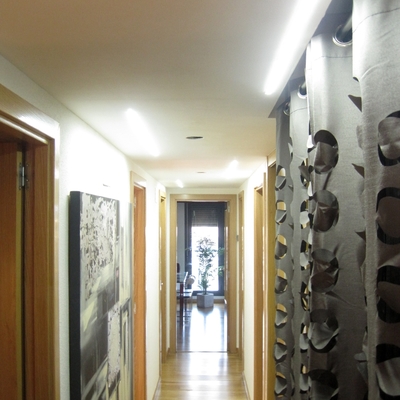 PASILLO CON ILUMINACION LEDS