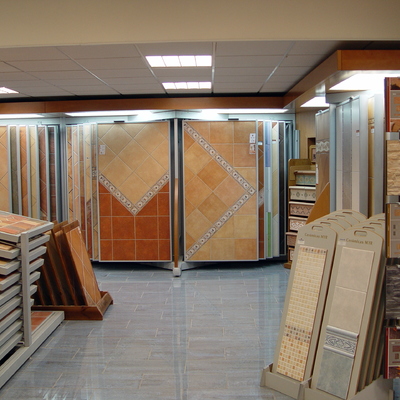 Pavimentos y revestimientos naturales y cerámicos.