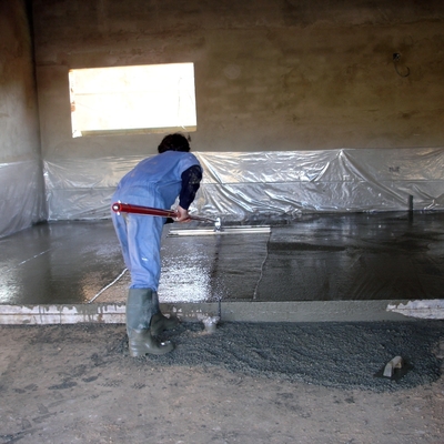 Pavmentando el suelo de garaje