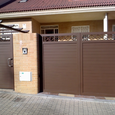 PEATONAL Y BATIENTE DOS HOJAS