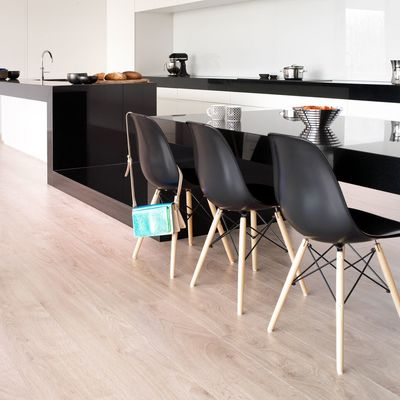 SUELOS BERRY Pecan-Oak-3344-RSH02