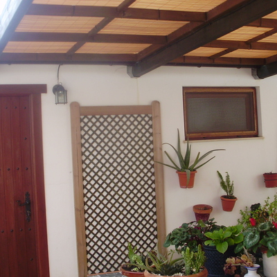 PERGOLA 
