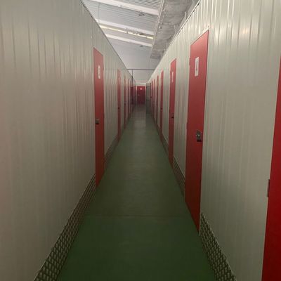 UN TRASTERO PARA MI, pasillo