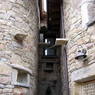 PIEDRA ARMADA TIPO BETÓN