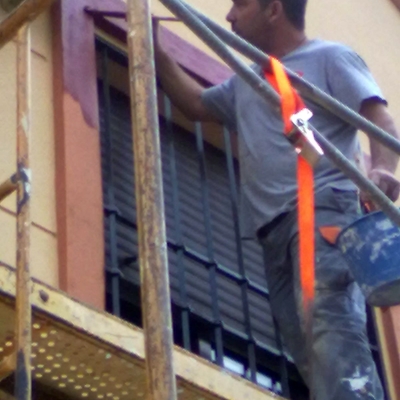 pintado de fachadas y herrajes 