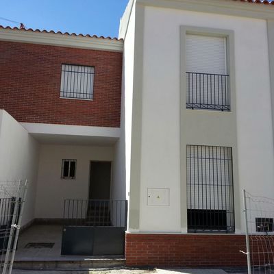 PINTADO FACHADA EN OBRA 12 VIV