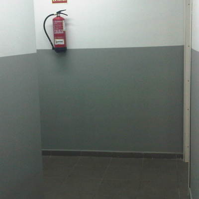 pintado paredes dos colores