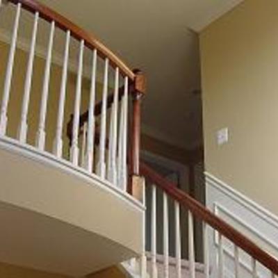 PINTURA DE ESCALERA DE CASA