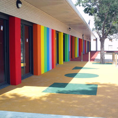 Pintura de fachada multicolor,Guarderia