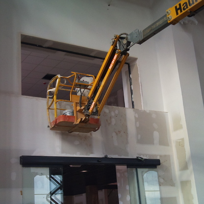 Pintura de la Telminal de Pasajeros del Aeropuerto de Ciudad Real