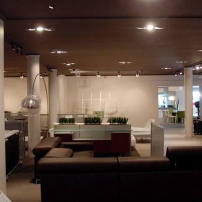 Pintura de tienda de muebles