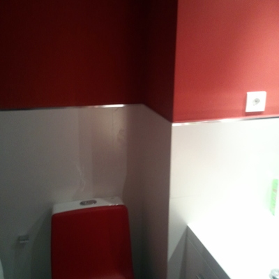 pintura lisa en baño