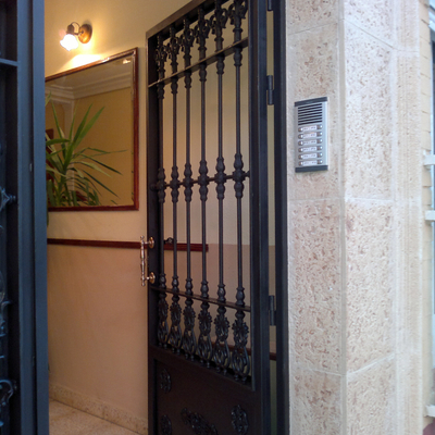 Pintura puerta de entrada