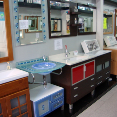 Pintura, tarima, electricidad..