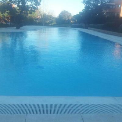 PISCINA EL ENCINAR DE LOS REYES