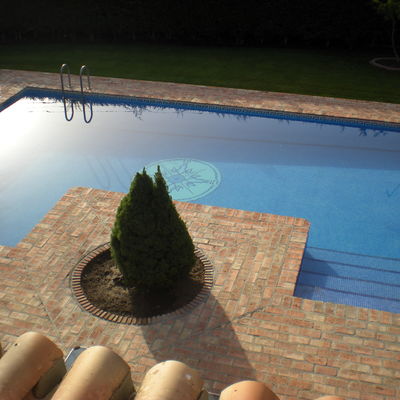 PISCINA CON LADRILLO