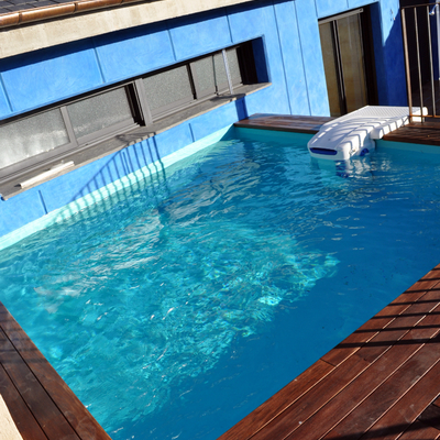 Piscina en cubierta-terraza de Vivienda Unifamiliar 