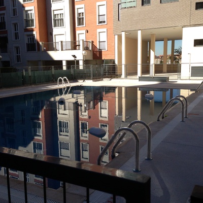 Piscina rebosadero munich comunitaria