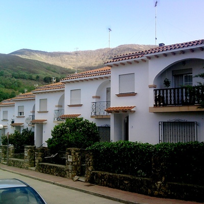 Promocion de viviendas Arquitectos Miranda en Losar de la Vera