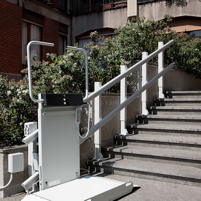 PLATAFORMA SALVA ESCALERAS RECTA JOVAL