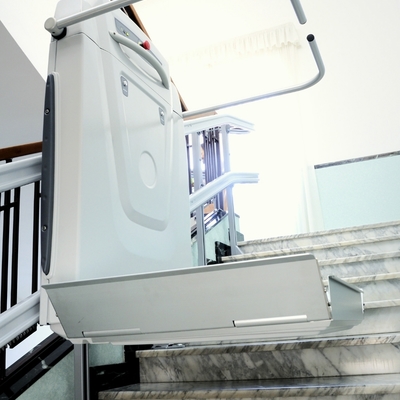 Plataforma salvaescaleras plaegable