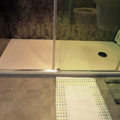 plato ducha de silestone extrafinio