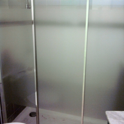 PLATO DUCHA Y MAMPARA