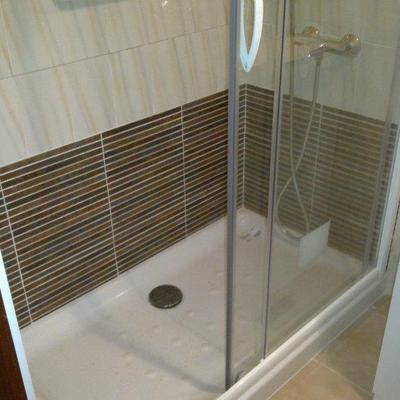 Platos de ducha con mampara