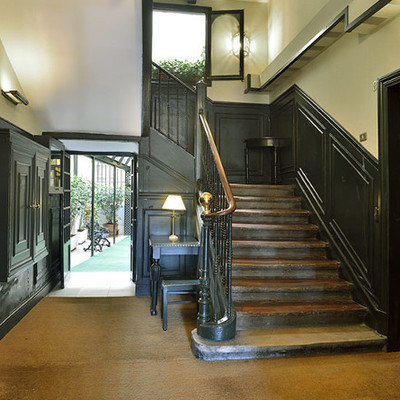 ESCALERA COMUNIDAD DE VECINOS