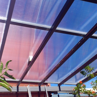 policarbonato con nebulizadores