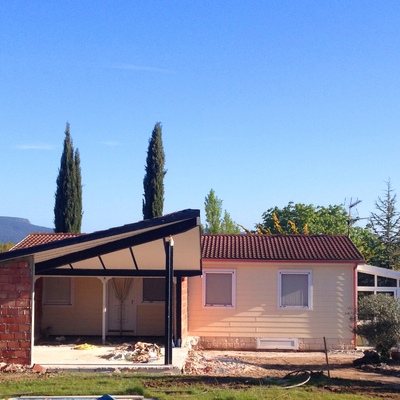 PORCHE - GEDECKTER GARTEN PLATZ